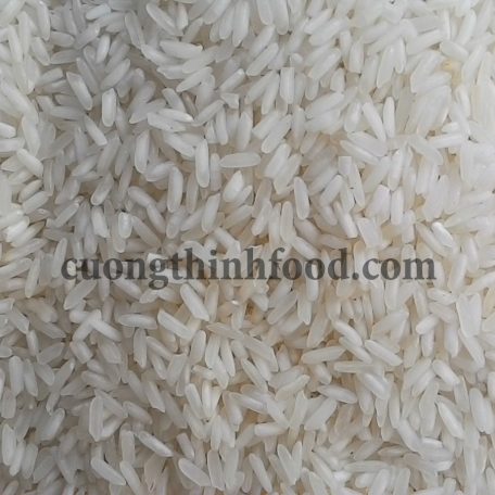 Gạo 64 dẻo, hạt dài màu trắng hơi đục